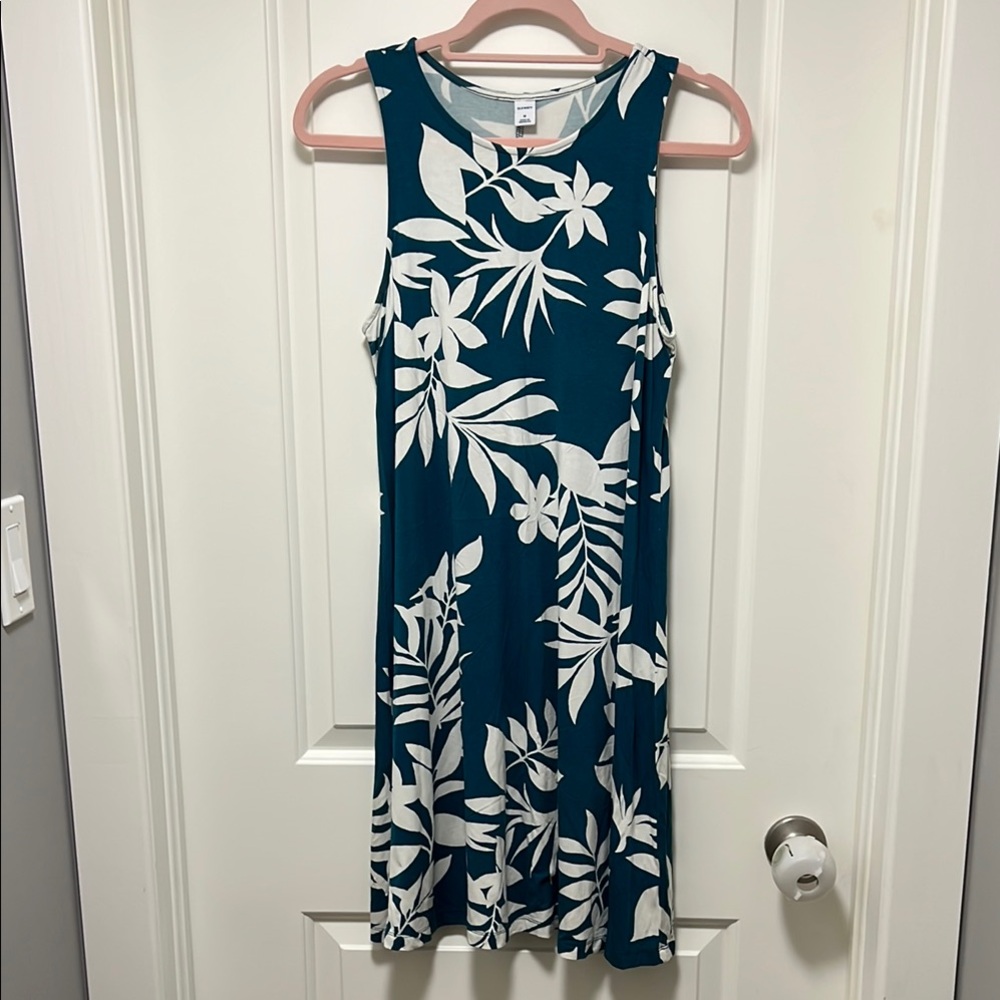 Old Navy White and Green Sleeveless Sundress